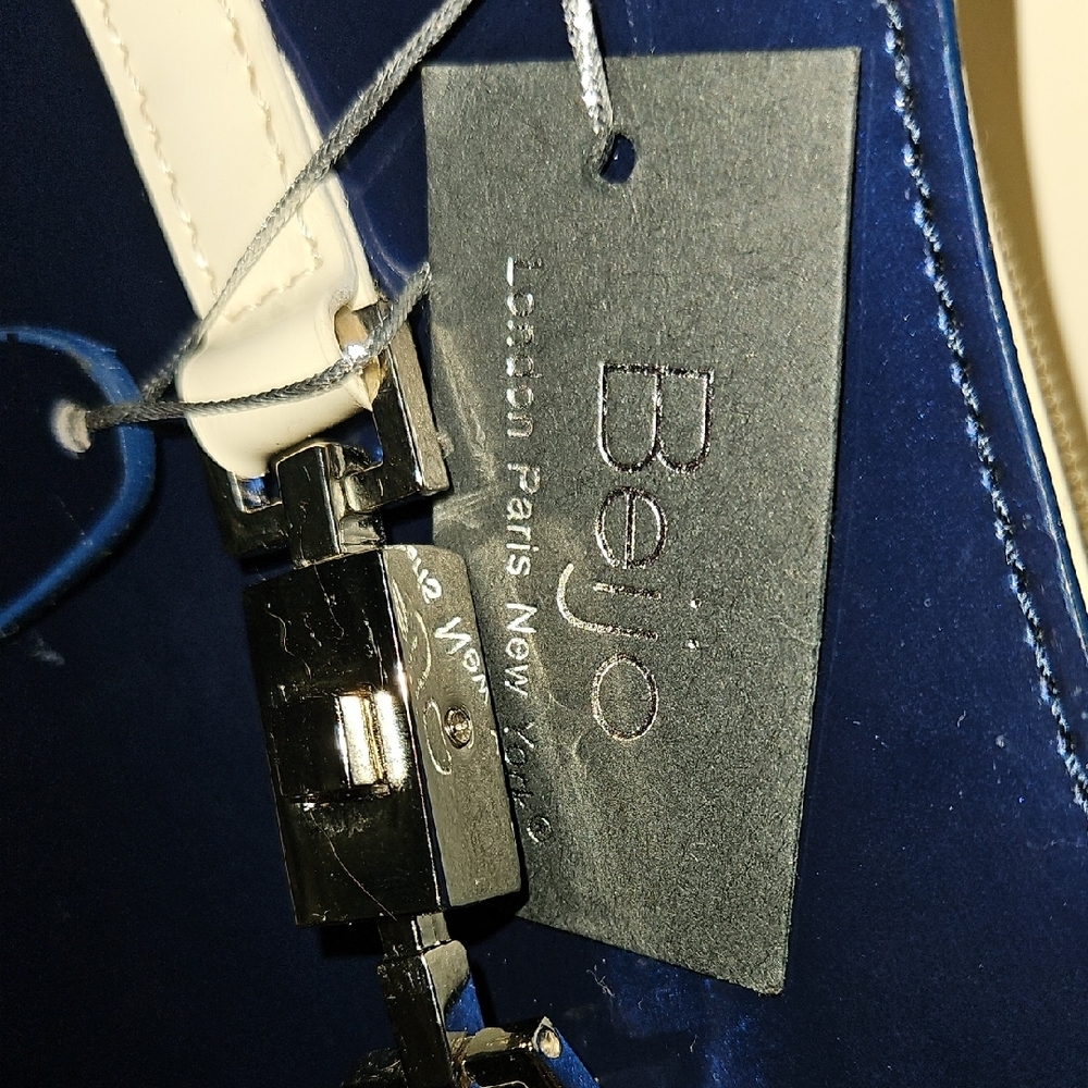 Beijo Glossy Blue and White Tote - Picture 6 of 6